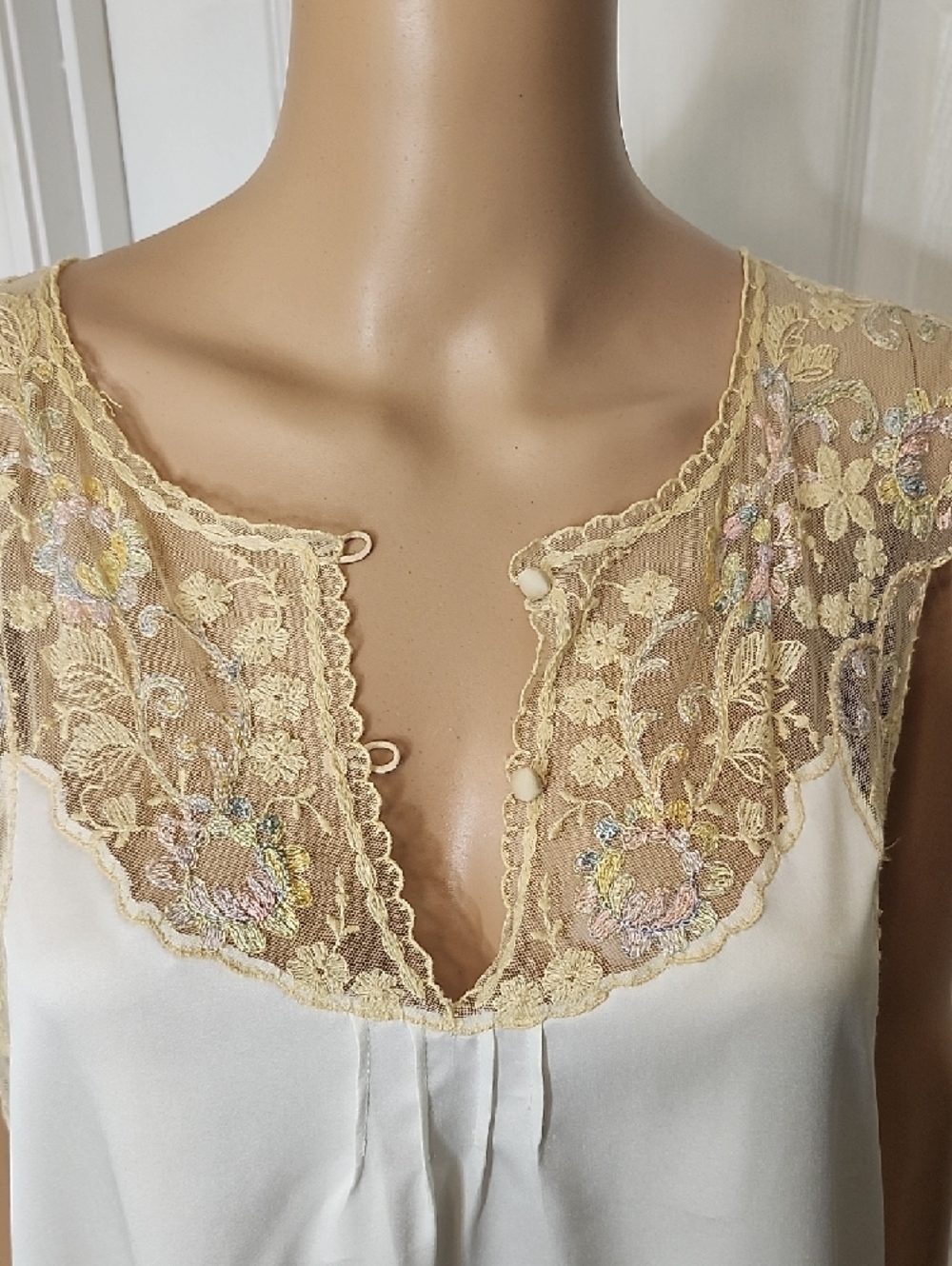 Christian Dior Lenceria Vintage White  Nightgown/Robe Set With Lace - Picture 14 of 16